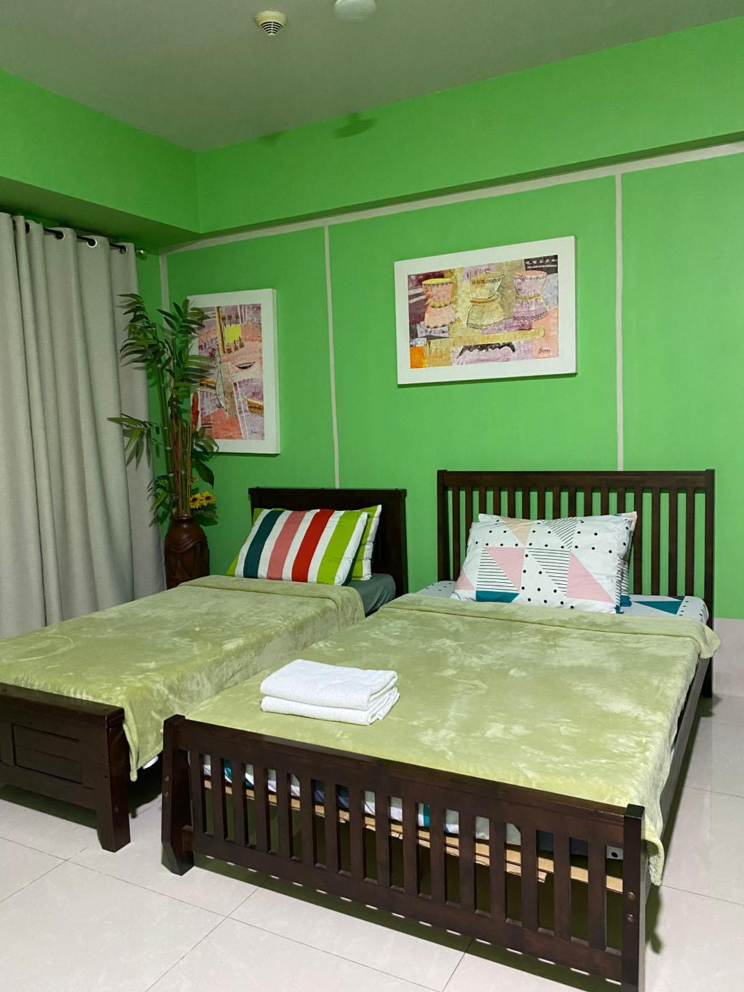 S&s Condotel Type One Palm Tree Apartment Manila